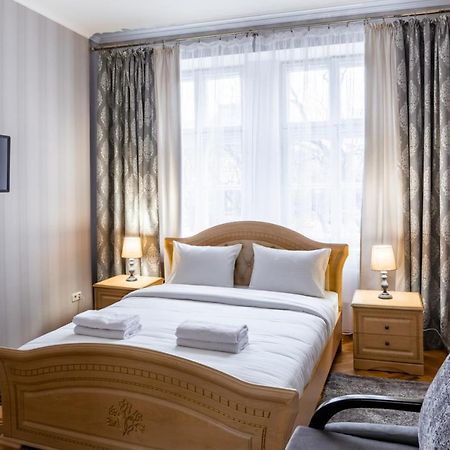 Alfa Apartments Svobody 31 Lviv Buitenkant foto